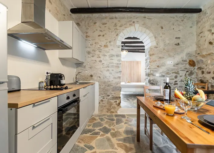 Apartment The White Stone House Naxos City