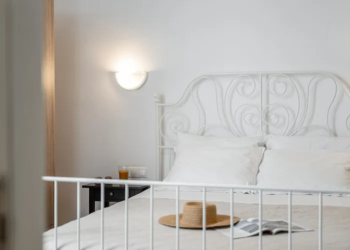 The White Stone House *