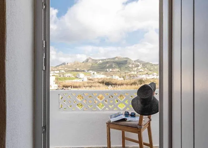 Apartment The White Stone House *